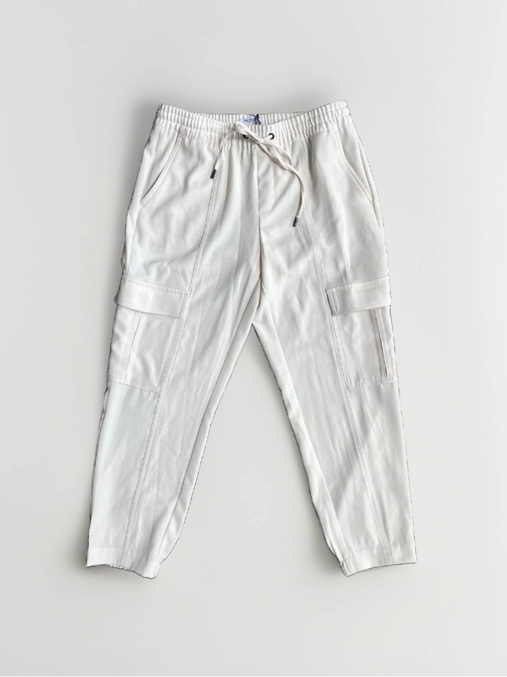NWT Banana Republic BR Sport Cargo Joggers Women’s S Cream Athleisure Pants